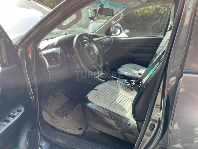 Toyota Hilux 2022, 68,500 km - 2.4 l - Bakı