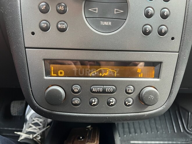 Opel Corsa 2004, 244,878 km - 1.2 l - Sumqayıt