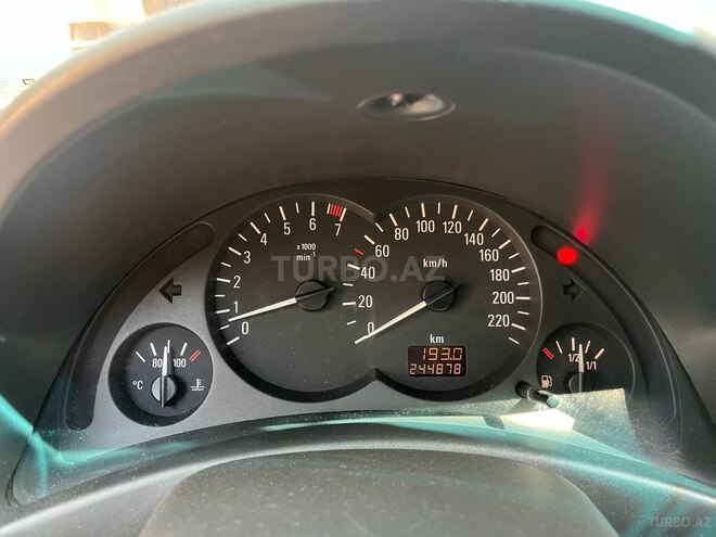 Opel Corsa 2004, 244,878 km - 1.2 l - Sumqayıt
