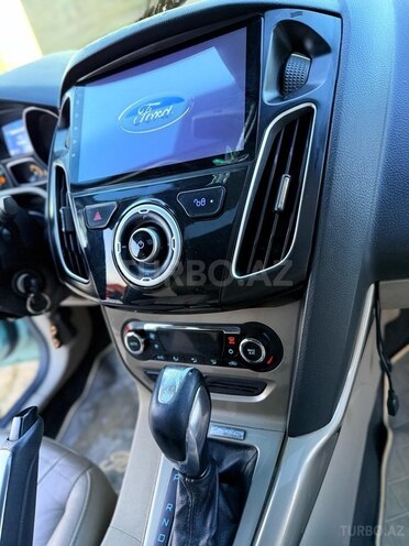 Ford Focus 2012, 329,000 km - 2.0 l - Bakı