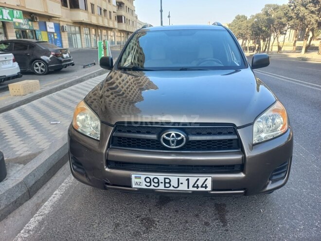 Toyota RAV4 2010, 233,354 km - 2.4 l - Bakı