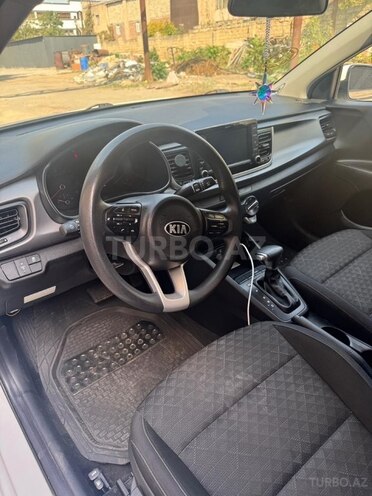 Kia Rio 2018, 120,000 km - 1.6 l - Bakı