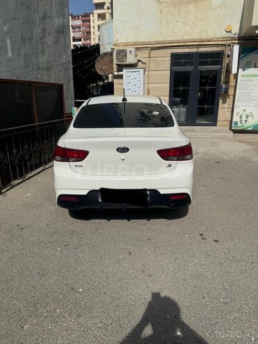 Kia Rio 2018, 120,000 km - 1.6 l - Bakı