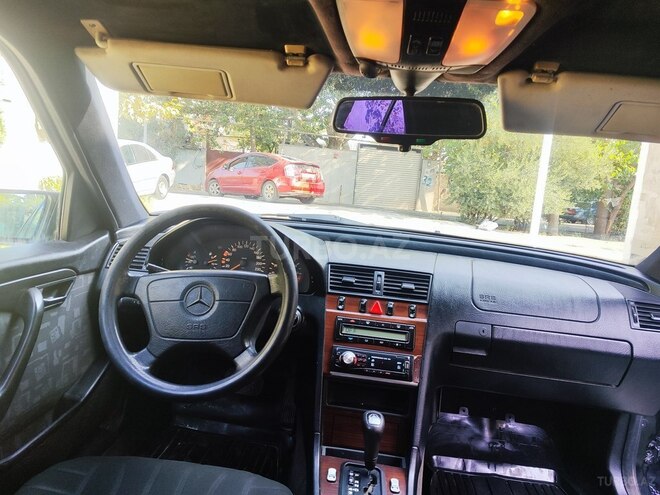 Mercedes C 200 1997, 324,814 km - 2.0 l - Bakı