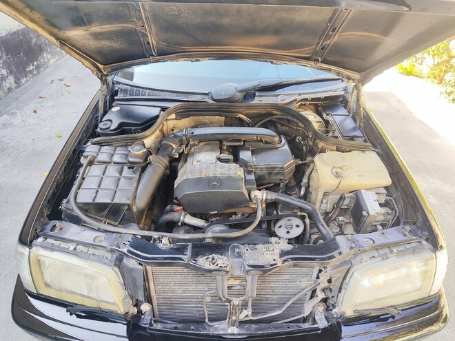 Mercedes C 200 1997, 324,814 km - 2.0 l - Bakı