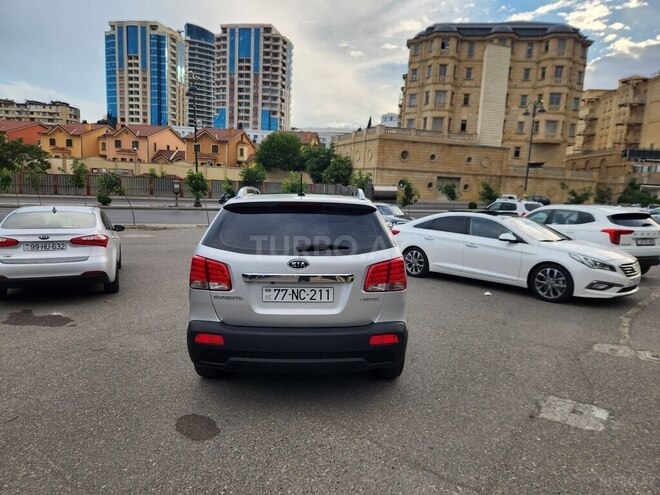Kia Sorento 2010, 132,000 km - 2.0 l - Bakı