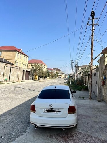 Volkswagen Polo 2013, 280,000 km - 1.6 л - Bakı