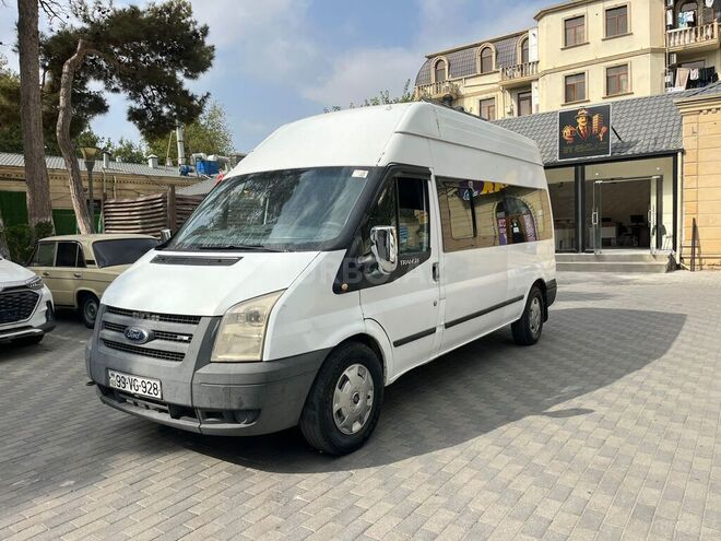 Ford Transit 2009, 385,000 km - 2.4 л - Bakı
