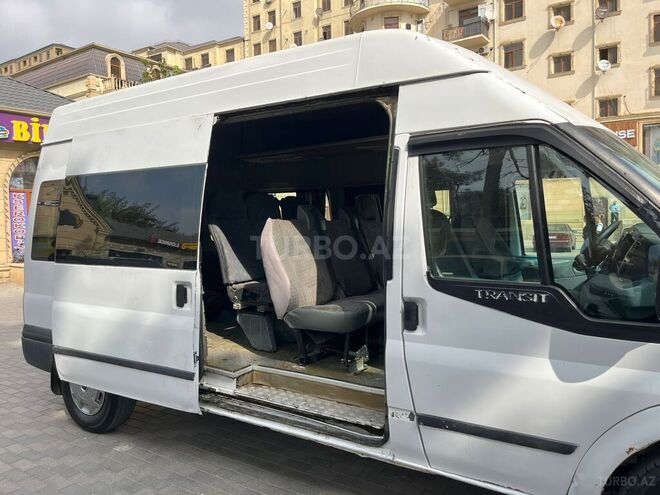 Ford Transit 2009, 385,000 km - 2.4 л - Bakı