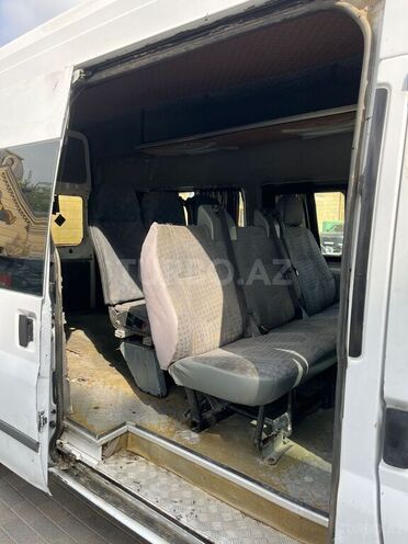 Ford Transit 2009, 385,000 km - 2.4 л - Bakı
