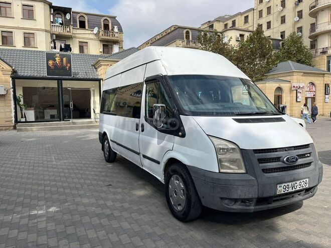 Ford Transit 2009, 385,000 km - 2.4 л - Bakı