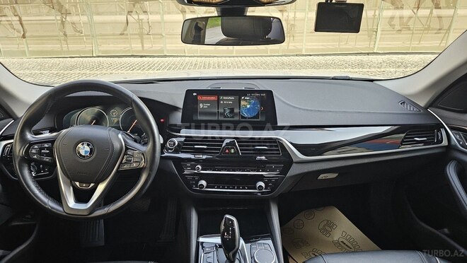 BMW 520 2018, 81,000 km - 2.0 l - Bakı