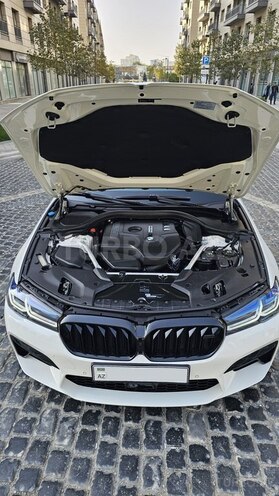 BMW 520 2018, 81,000 km - 2.0 l - Bakı