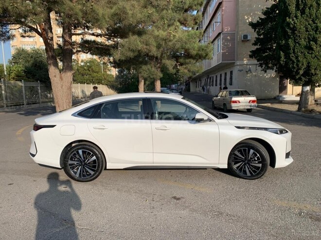 Changan Qiyuan A05 2025, 0 km - 1.5 l - Bakı