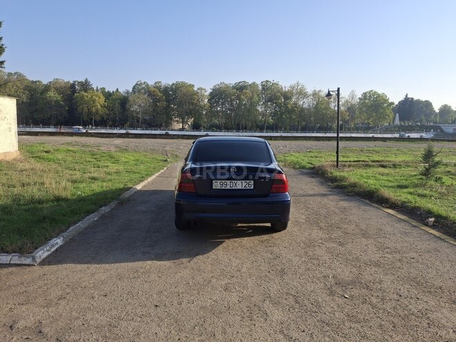 Opel Vectra 1999, 380,000 km - 1.8 l - Qazax