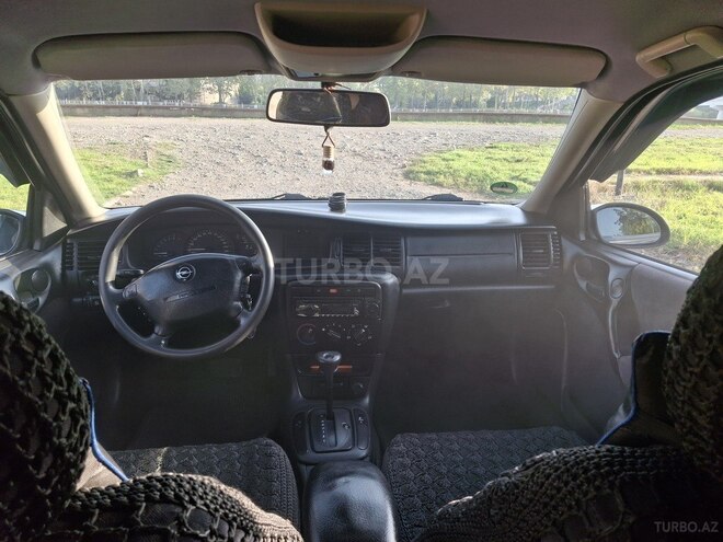 Opel Vectra 1999, 380,000 km - 1.8 l - Qazax