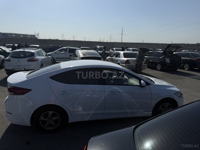 Hyundai Elantra 2017, 164,000 km - 1.6 л - Bakı