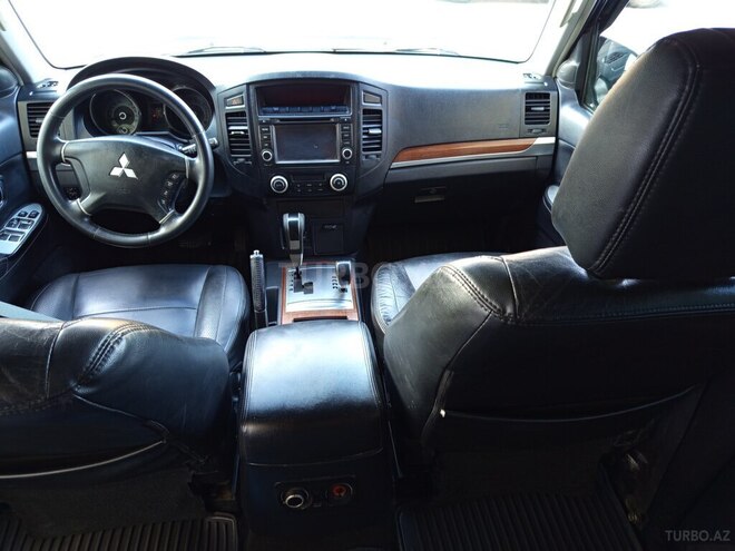 Mitsubishi Pajero 2007, 305,000 km - 3.0 л - Bakı