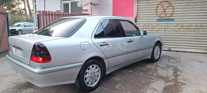 Mercedes C 220 1998, 340,000 km - 2.2 l - Bakı