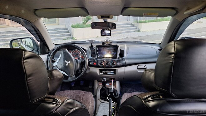 Mitsubishi L200 2012, 301,466 km - 2.5 l - Lənkəran