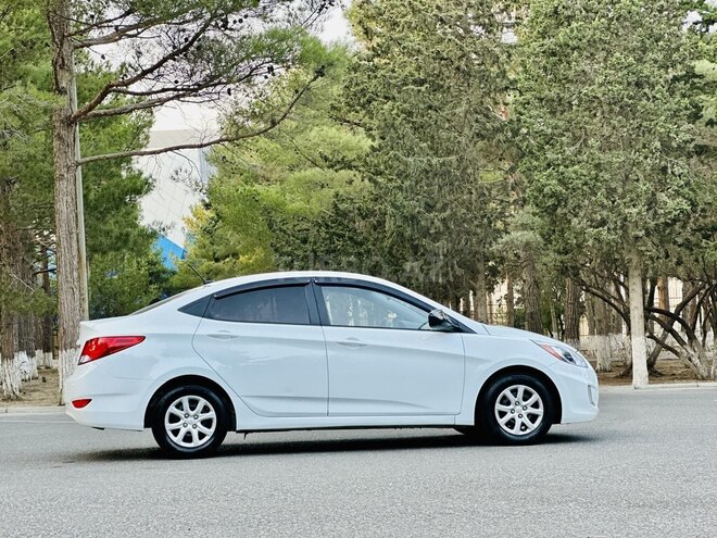 Hyundai Accent 2015, 107,459 km - 1.6 l - Bakı