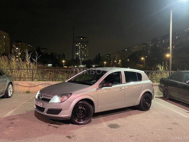 Opel Astra 2004, 200,000 km - 1.4 l - Bakı