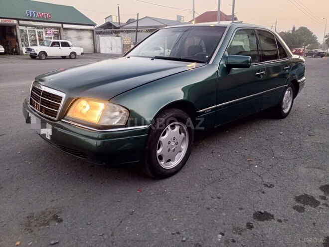 Mercedes C 220 1994, 299,552 km - 2.2 l - Zaqatala