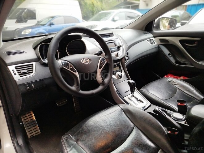 Hyundai Elantra 2011, 208,000 km - 1.8 l - Bakı