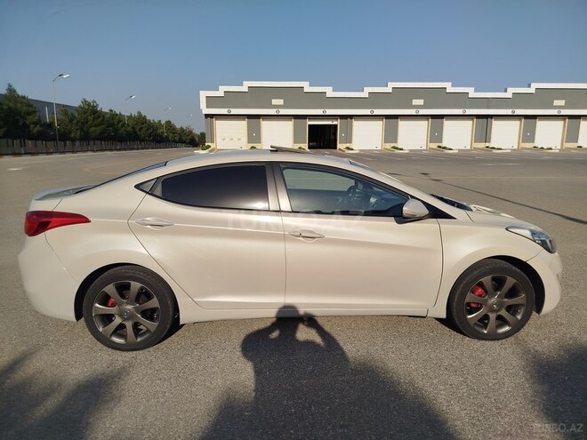 Hyundai Elantra 2011, 208,000 km - 1.8 l - Bakı