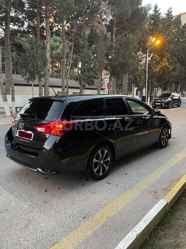 Toyota Auris 2014, 195,000 km - 1.4 l - Bakı