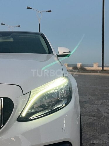 Mercedes C 300 2017, 99,200 km - 2.0 l - Bakı