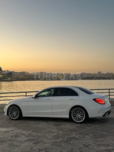 Mercedes C 300 2017, 99,200 km - 2.0 l - Bakı