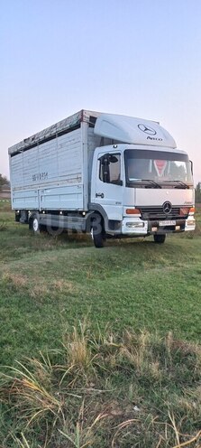 Mercedes Atego 818 2001, 455,210 km - 4.3 l - Bərdə