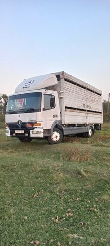 Mercedes Atego 818 2001, 455,210 km - 4.3 l - Bərdə