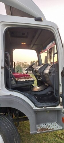 Mercedes Atego 818 2001, 455,210 km - 4.3 l - Bərdə