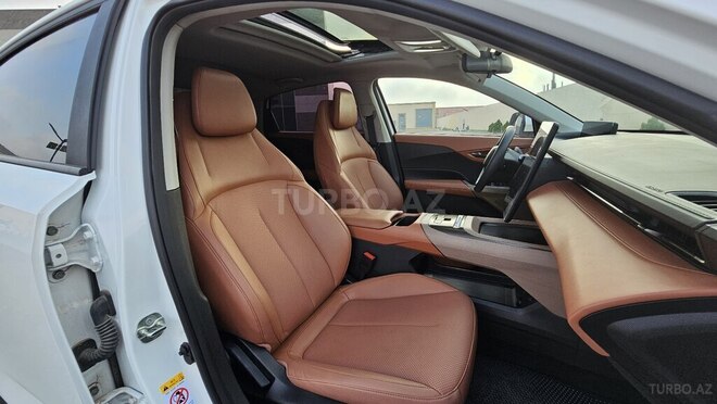 Changan Qiyuan A05 2024, 11,000 km - 1.5 л - Bakı