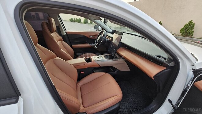 Changan Qiyuan A05 2024, 11,000 km - 1.5 л - Bakı