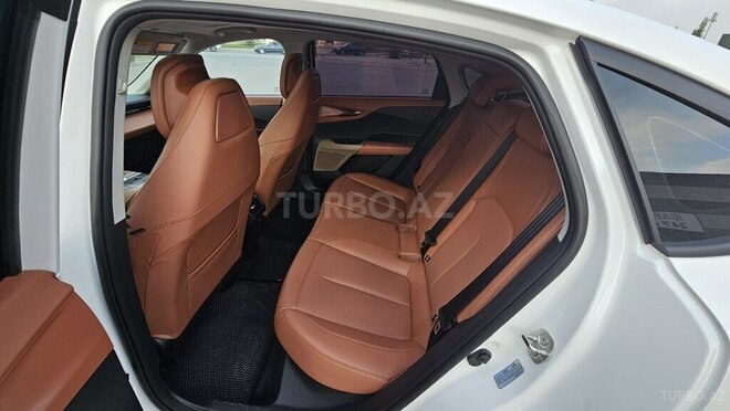Changan Qiyuan A05 2024, 11,000 km - 1.5 л - Bakı