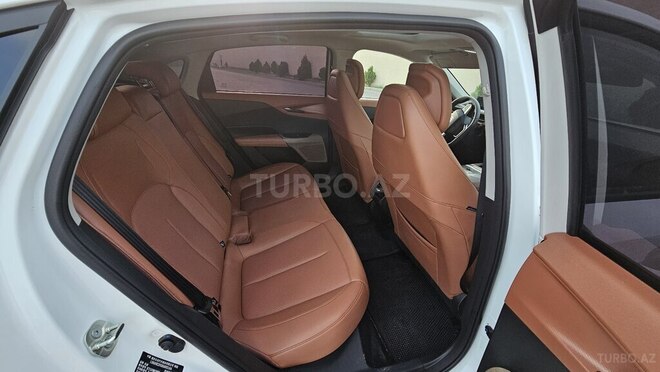Changan Qiyuan A05 2024, 11,000 km - 1.5 л - Bakı