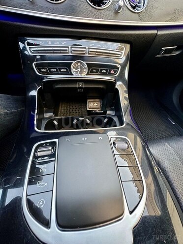 Mercedes E 300-15