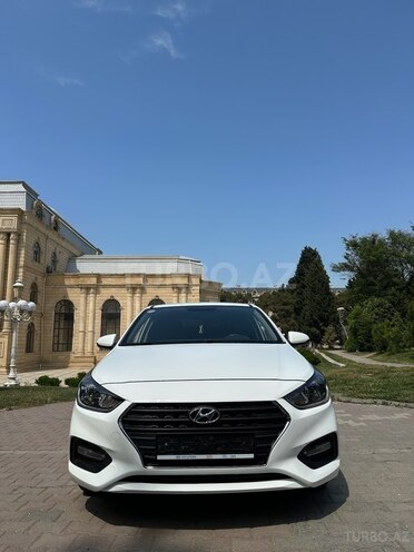 Hyundai Accent 2018, 60,000 km - 1.6 l - Bakı