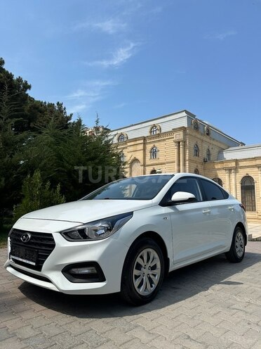 Hyundai Accent 2018, 60,000 km - 1.6 l - Bakı