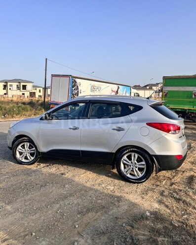 Hyundai ix35 2011, 201,000 km - 2.0 л - Bakı