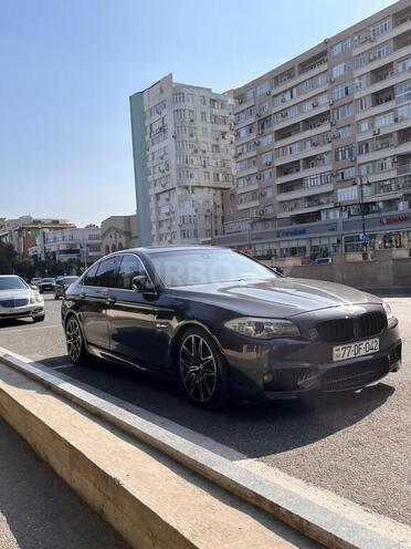 BMW 528 2011, 261,000 km - 2.0 л - Bakı
