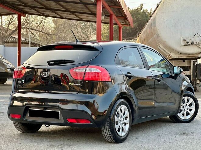 Kia Rio 2011, 234,560 km - 1.1 л - Bakı