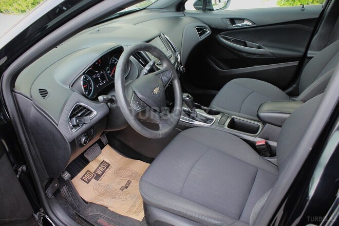 Chevrolet Cruze-14