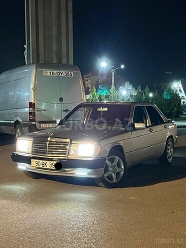 Mercedes 190 1992, 400,000 km - 2.5 л - Şirvan