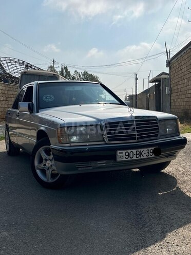Mercedes 190 1992, 400,000 km - 2.5 л - Şirvan