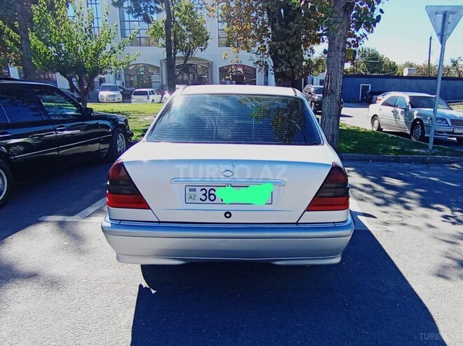 Mercedes C 180 1997, 366,000 km - 1.8 l - Qəbələ