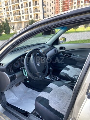 Nissan Sunny 2011, 360,000 km - 1.6 l - Bakı